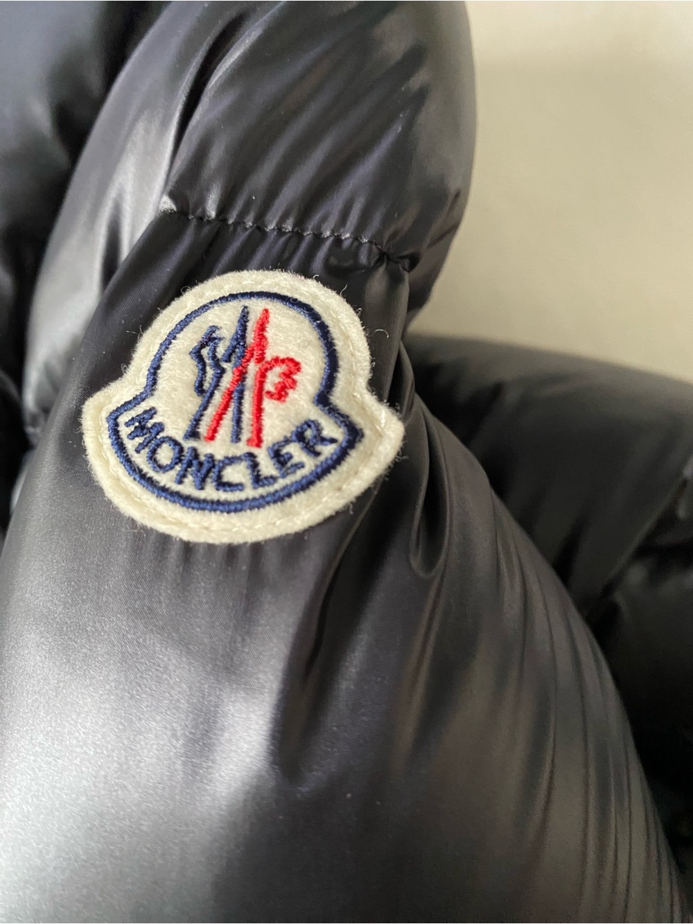 Women’s Moncler Black Shiny Quilted Down Puffer Jacket, - Picture 4 of 16